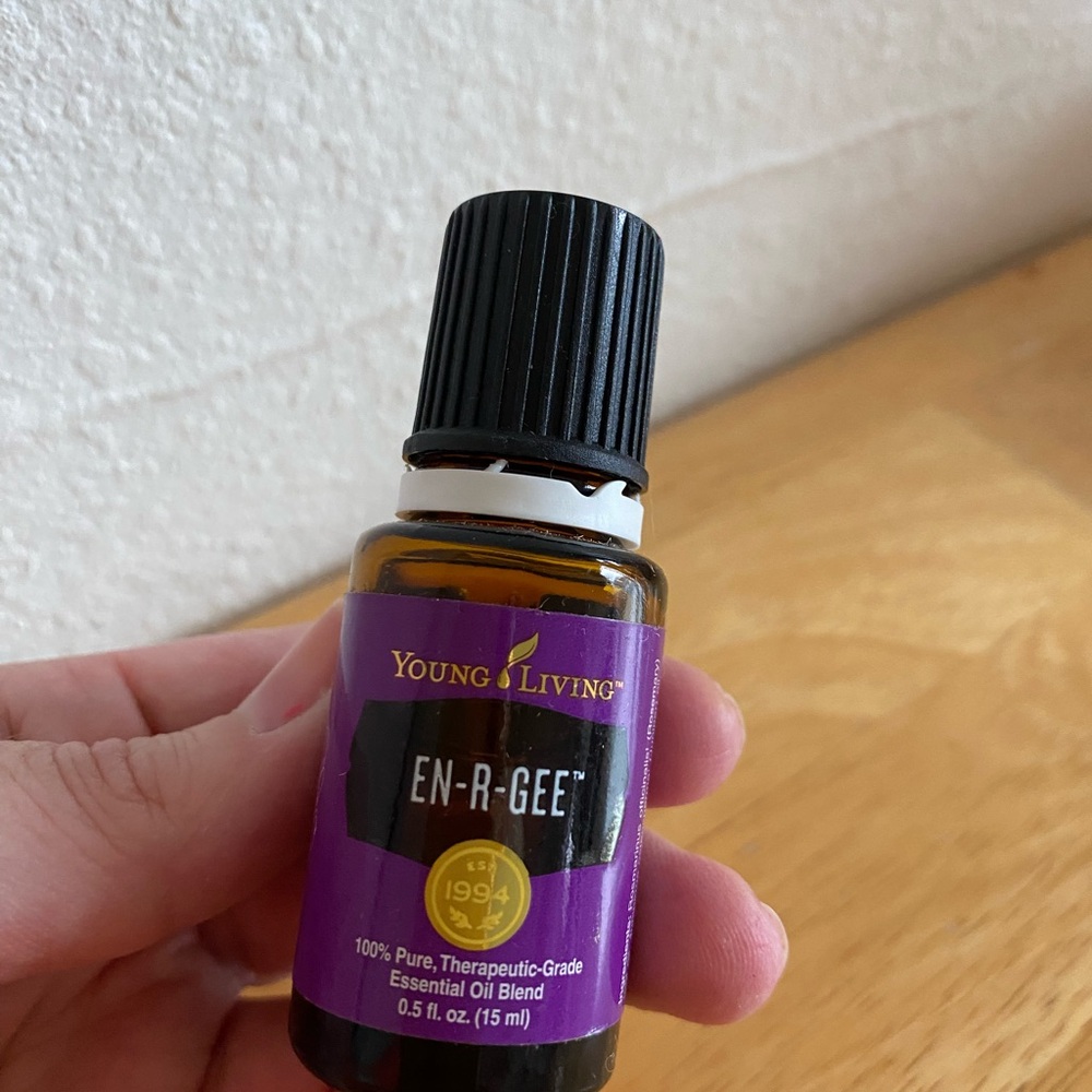 Young Living EN-R-GEE Essential Oil Roller - 15ml